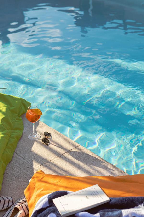 Contact Hotels Les Pierres Dorees Ambérieux d'Azergues Dış mekan fotoğraf